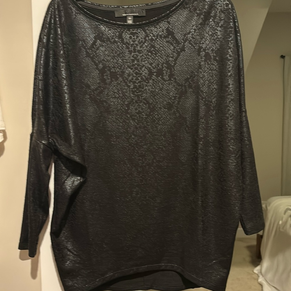 White House Black Market top